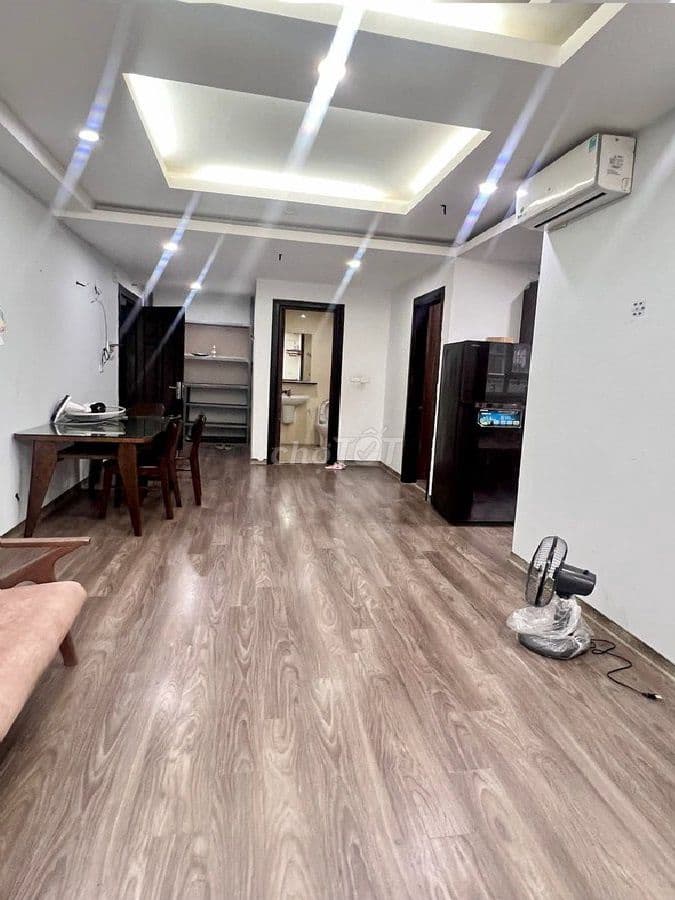 Bán căn hộ chung cư Trần Quý Kiên, 62m2, 2 ngủ, nội thất đẹp. 5.2 tỷ