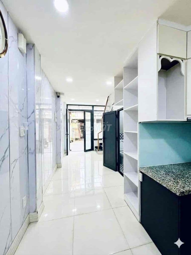 Nhà 4 Tầng Tân Bình 5.x tỷ full nội thất