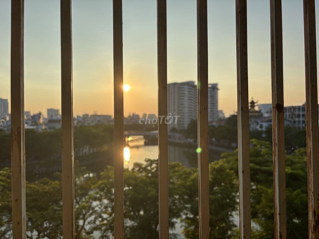 C/c 23/49 Lê Văn Duyệt - SHR - 3.15 tỷ chính chủ - View bờ kè