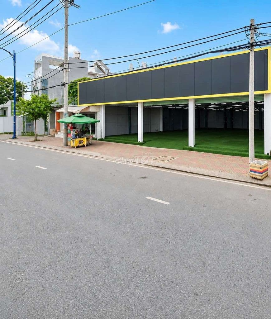 Nhà mặt tiền Đặng Thúc Vịnh-Thới Tam Thôn-Hóc Môn.Dt 16x20~330m2~20ty
