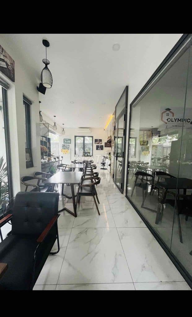 Biệt thự góc 2 mặt tiền, đang cho thuê 35 triệu, 10x18m. - Ảnh 2