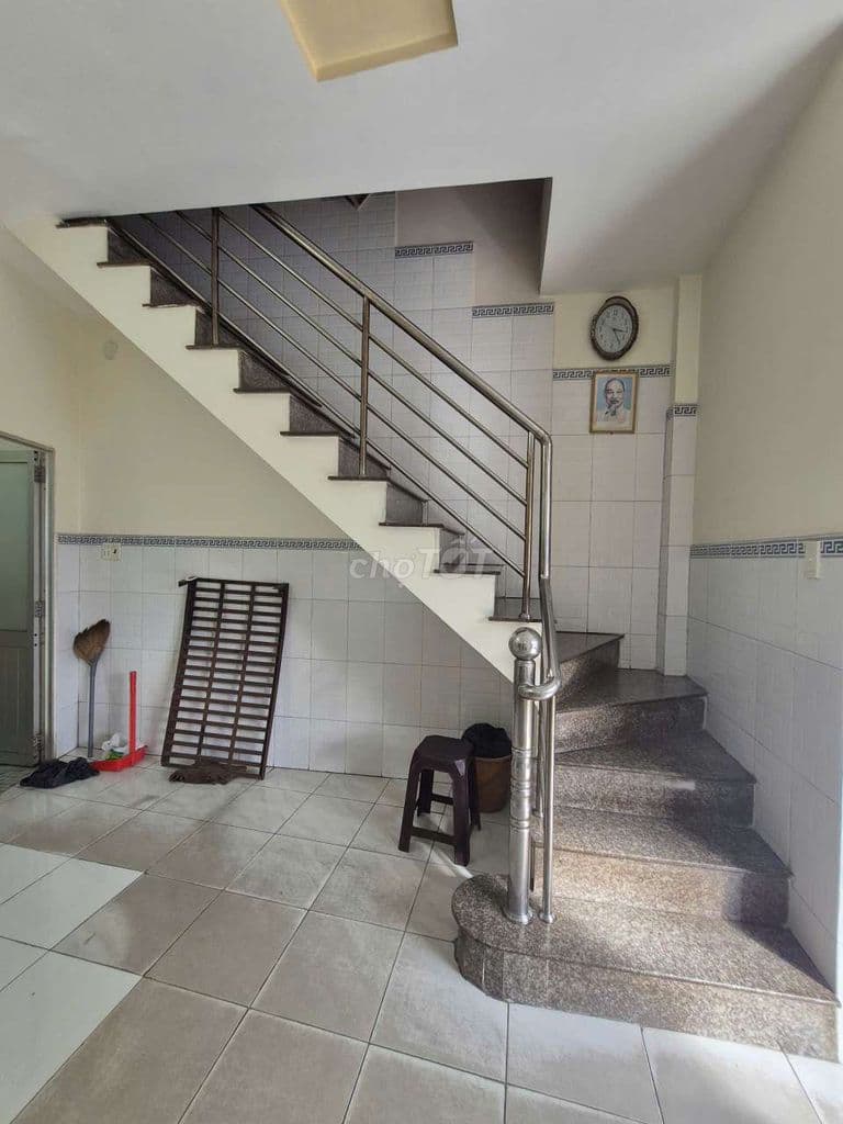 CHÍNH CHỦ BÁN NHÀ MẶT TIỀN LÊ LỢI - HÓC MÔN. - Ảnh 2