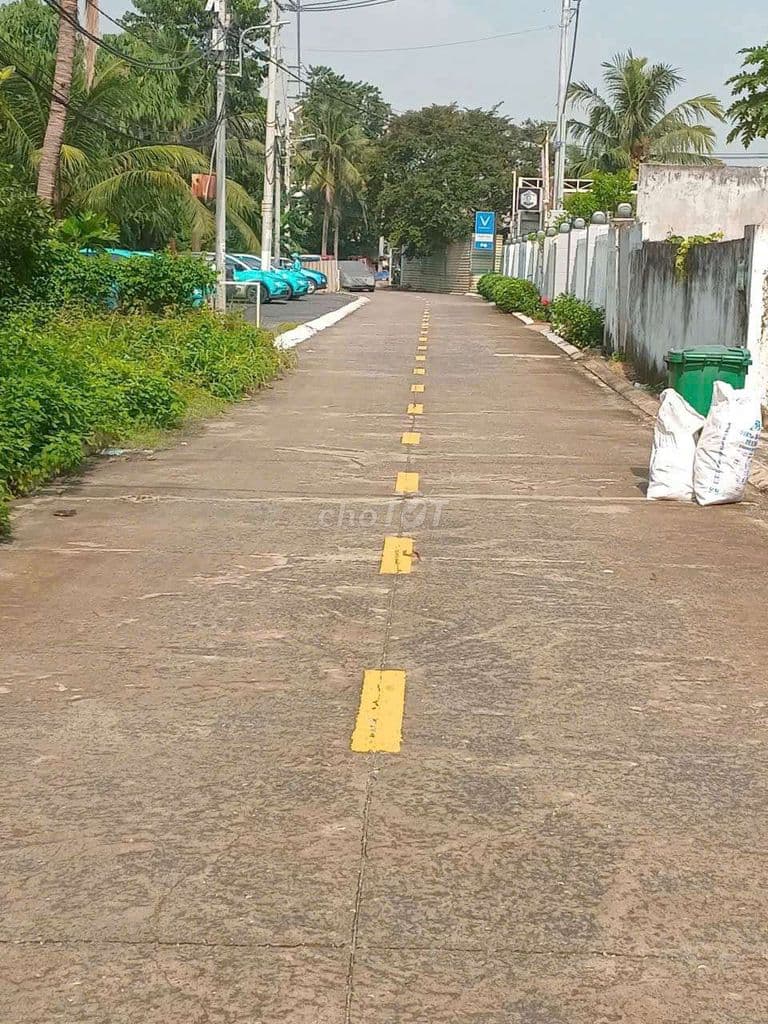 Đất thổ cư mặt tiền đường Thạnh Lộc 56 - Giá Tốt.