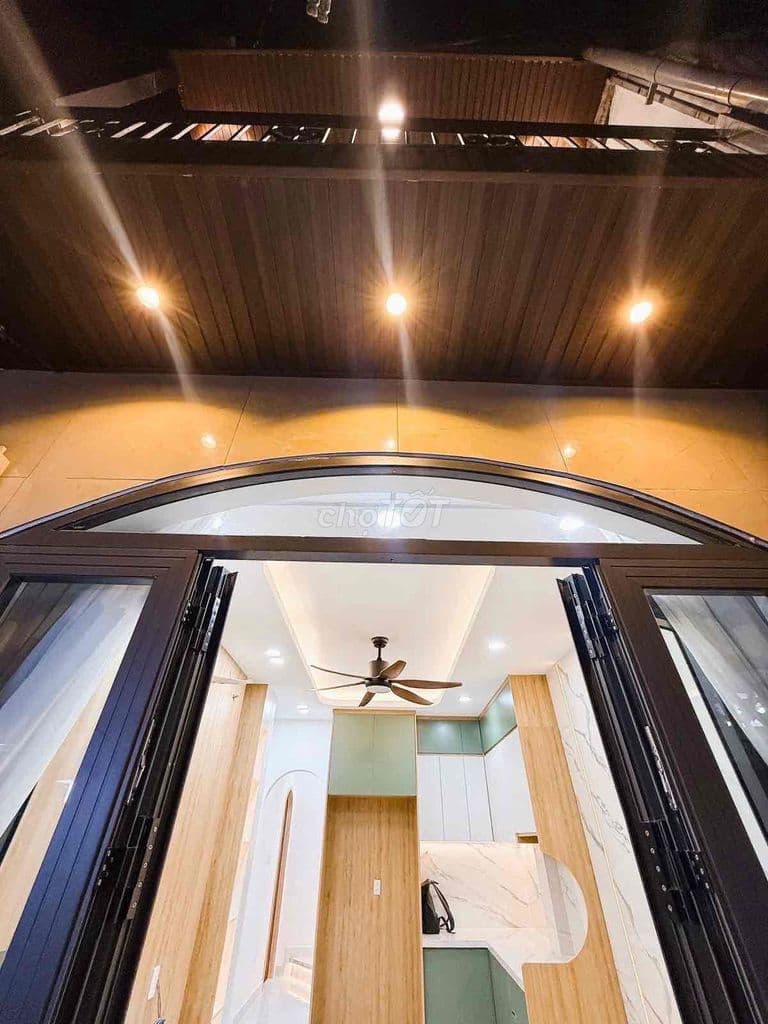 Q.3 - VÕ VĂN TẦN 3,3M x 8M NỞ HẬU - 2PN SÂN THƯỢNG - Ảnh 2