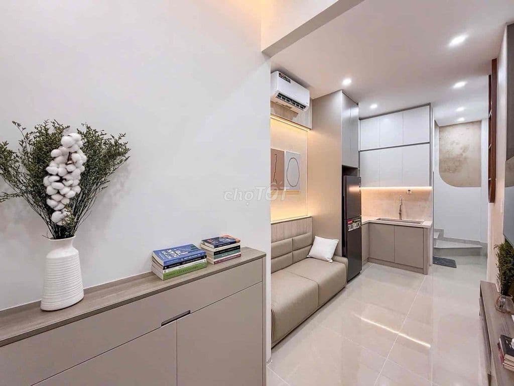 MINI HOUSE 3 TẦNG - 18 m² – P3 BÌNH THẠNH SÁT KHU ẨM THỰC PHAN XÍC
