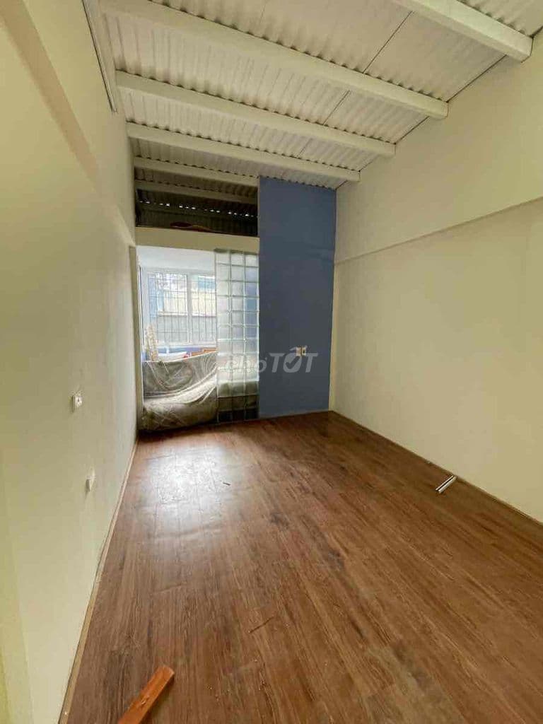 Bán TT phố Bùi Ngọc Dương 3PN 2WC 2 thoáng ô tô đỗ cửa 80m2 T2+3 giá 4 - Ảnh 2