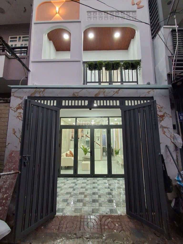 Nhà 2 tầng FULL NỘI THẤT đường ĐÔNG HƯNG THUẬN 17 ,Phường ĐHT, Q12