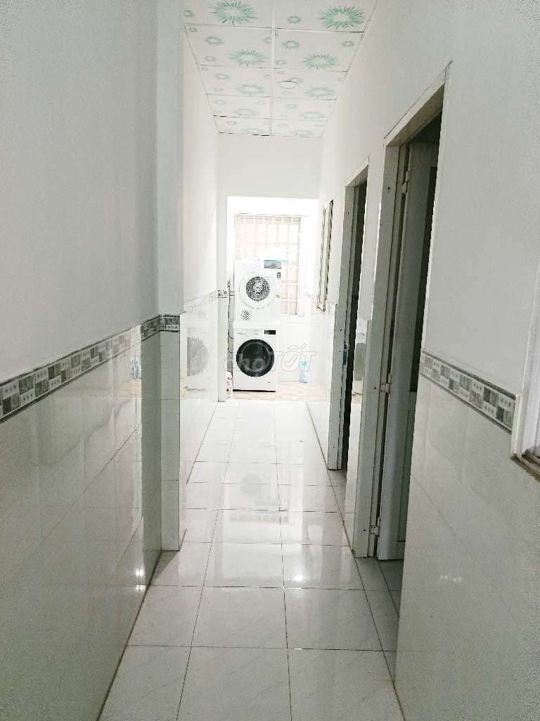 BÁN NHÀ QUẬN 12 DT 4, 5X19 NHÀ 2 TẦNG HẺM ĐƯỜNG NHỰA 6M THÔNG - Ảnh 3