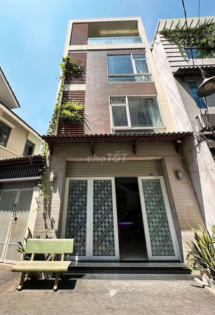 NGANG KHỦNG 7M - HẺM XE HƠI - KHU TRUNG TÂM
