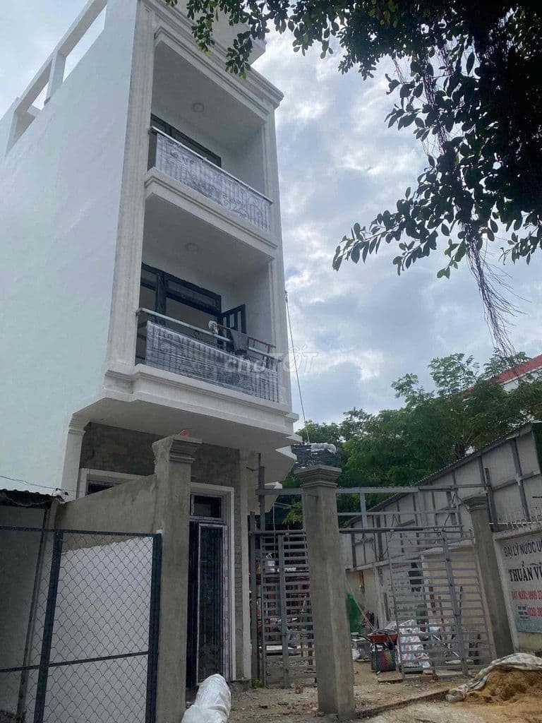 Chính Chủ Bán Gấp Lô Đất Vàng 4x15m, KDC Cao Cấp, Đối Diện Cổng Trường - Ảnh 2