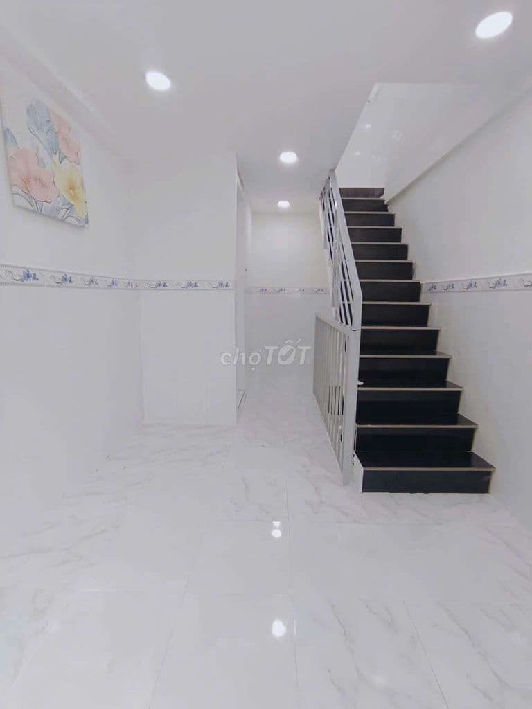 🌹1% anh chị,nhà 3 tầng ngay lê đại hành và nguyễn chí thanh Q11 - Ảnh 2