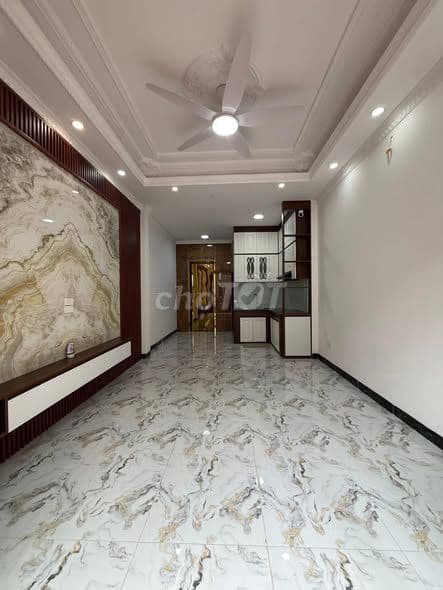 bán nhà 4pn Lĩnh Nam Hoàng Mai mới 8 tỷ - Ảnh 2