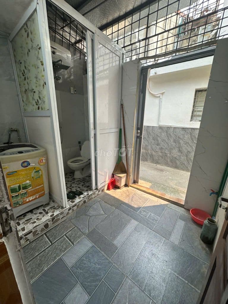 Chính chủ nhờ bán căn tập thể tầng 1 - Hoàng Mai - 27/45m2 - 3,08 tỷ