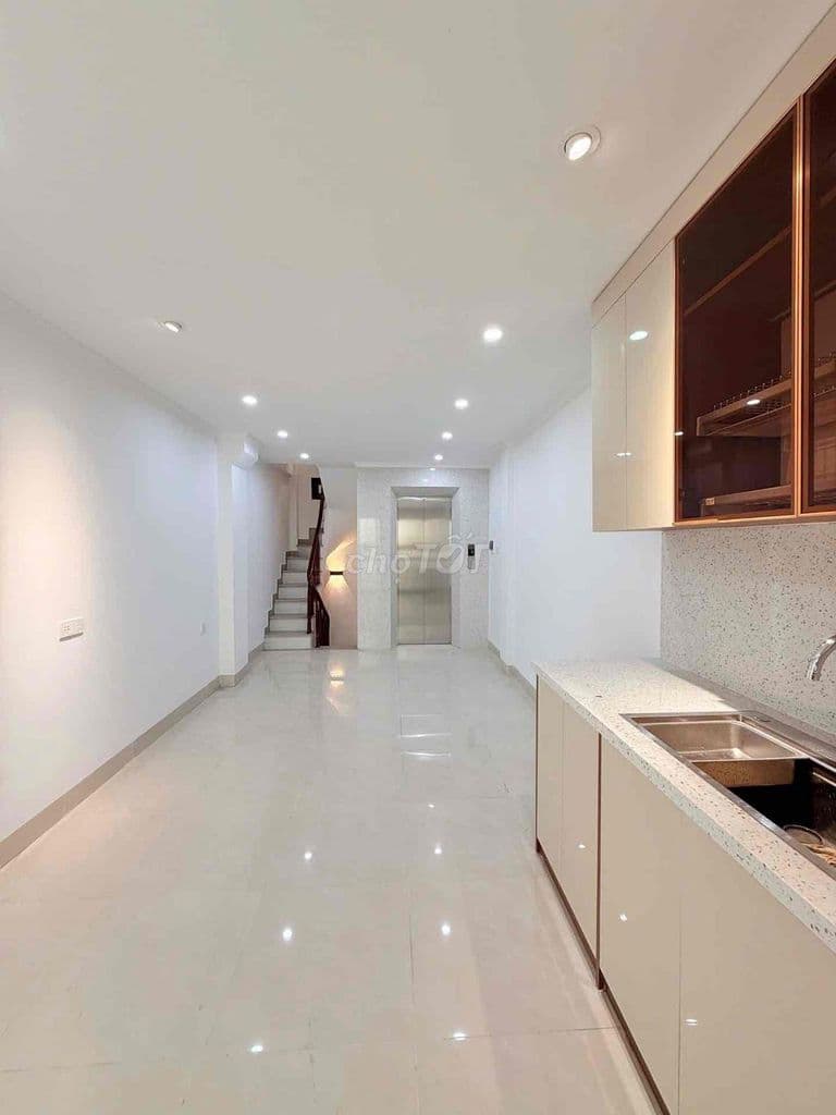 chủ thua lỗ bán căn 7 tầng , dt 36m2 , mt 3.3m , hàng hiếm Bán Gấp - Ảnh 3