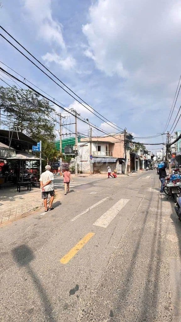 NHÀ MẶT TIỀN KINH DOANH - KHU DÂN CƯ CAO CẤP P.8 Q.11 - Ảnh 3
