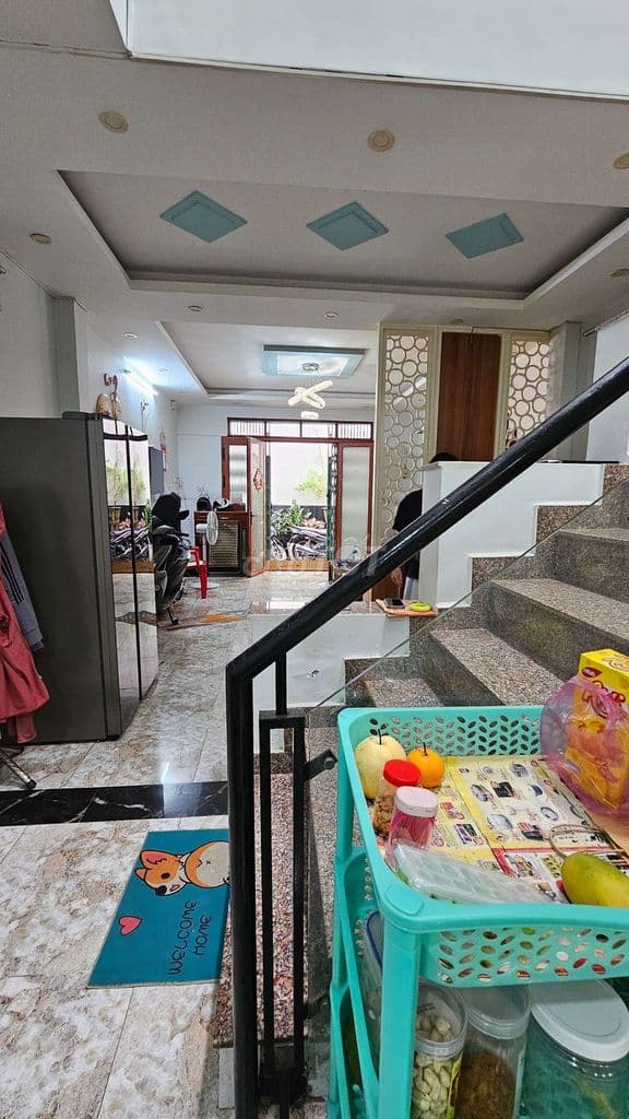 Bán Nhà Đường Lý Thánh Tông - DT : 4,3m x 13m - 2 Tầng - Q. Tân Phú