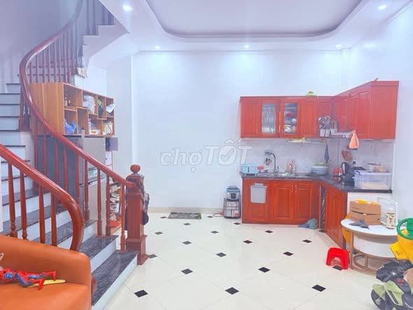 bán nhà Đa Sỹ 5 tầng nhỉnh 6 tỷ - Ảnh 2