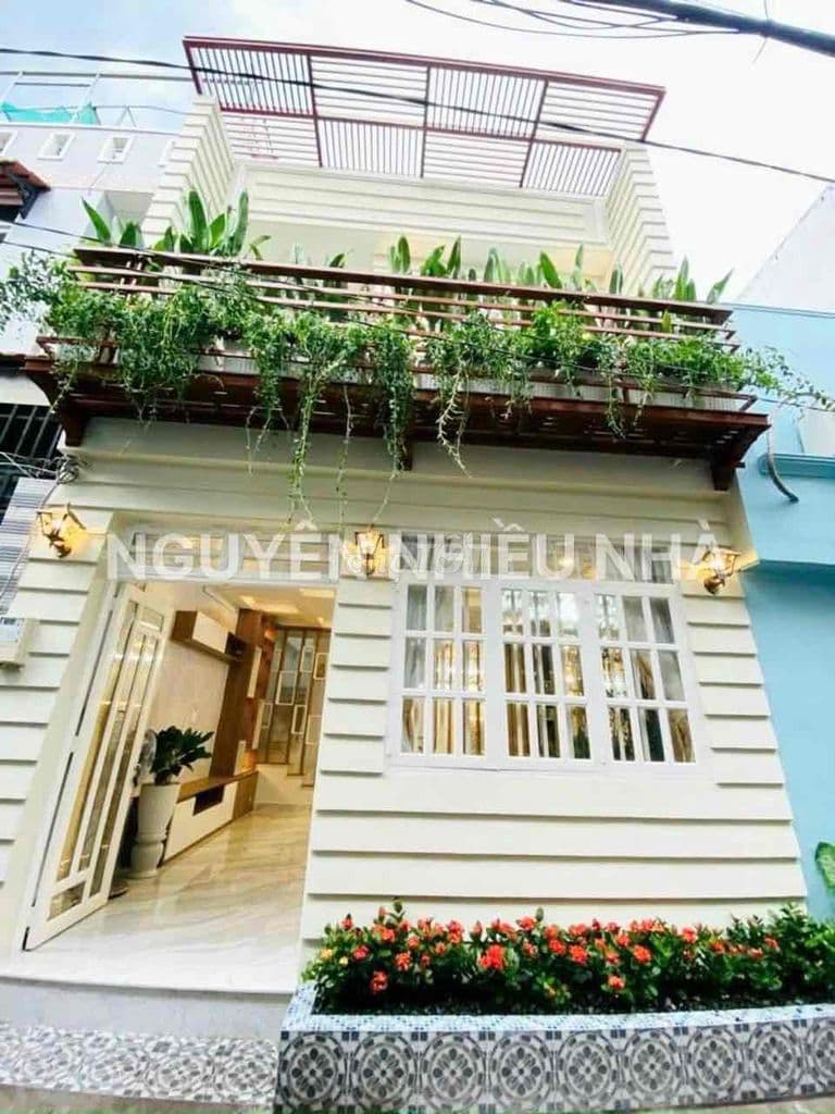 NHÀ ĐẸP NHÀ BÈ – NGANG 5M HIẾM – 2 TẦNG – CÁCH MT HUỲNH TẤN PHÁT 80M