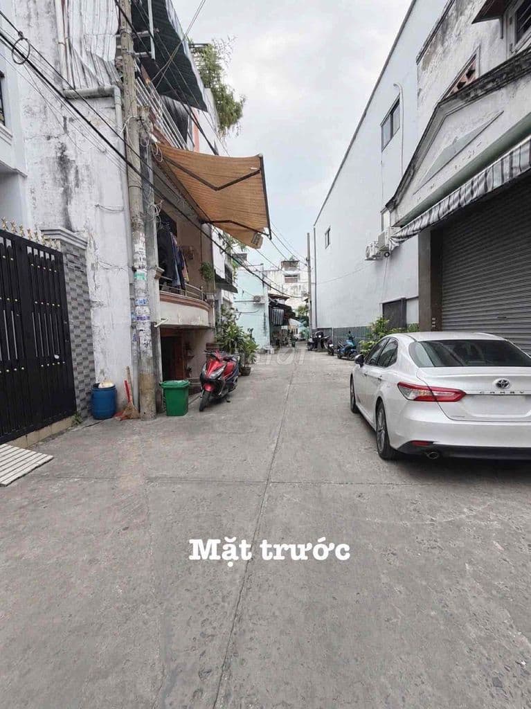 ĐẤT 2MT TRƯỚC SAU ĐƯỜNG 6M - 4M X 16M - KO LỘ GIỚI - NGAY BỐN XÃ
