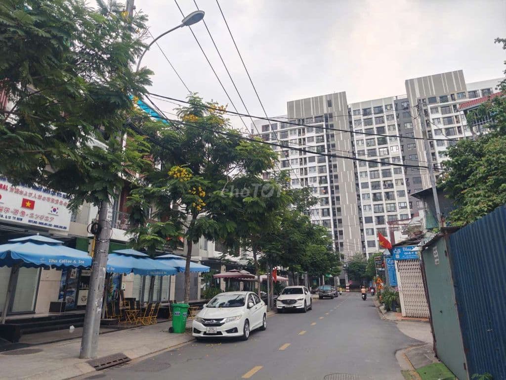 Đất đẹp 2 lô tx13 . Picity. 3ty7.