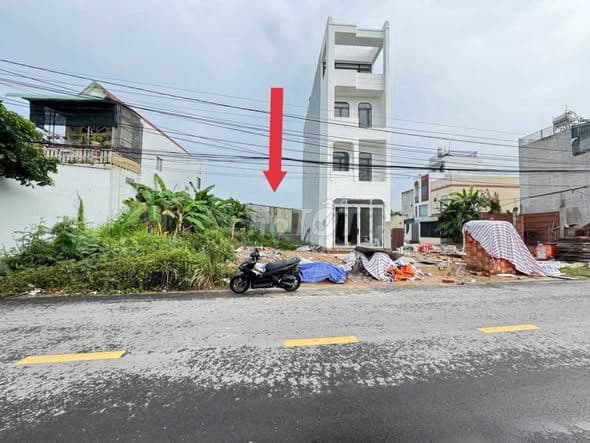NỀN ĐẤT MT ĐƯỜNG 8 - CÁCH CHỢ 100M - 5,3 TỶ/100M2
