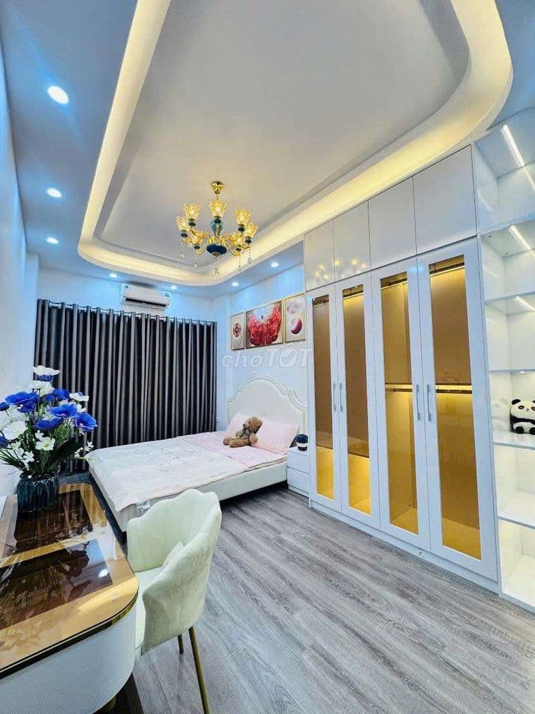 Gấp! Cực đẹp!Nhà phố Trần khát Chân 3N 4WC Mới!Full nội thất! - Ảnh 3