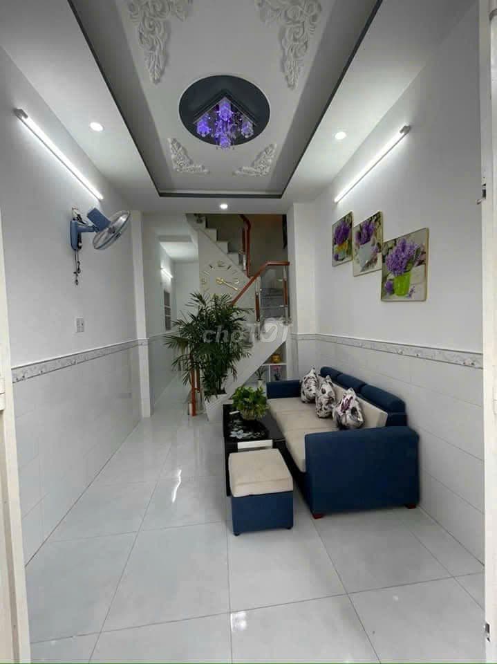 Nhà giá tốt HXH, SHR 3 THÁNG 2 P.12 Q10, 1ty940 TL, DT 2,75x13,5m