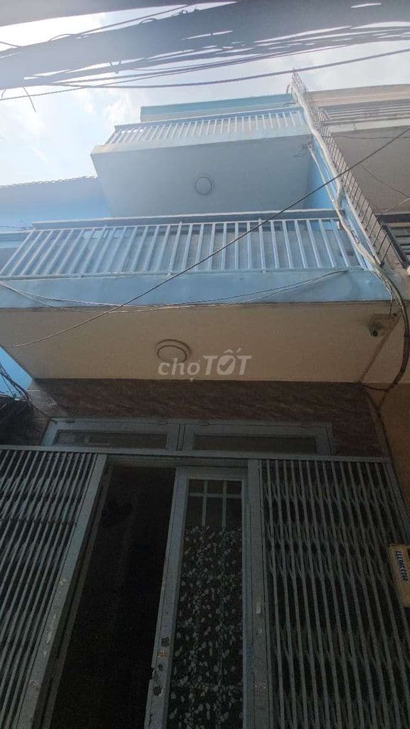 Căn nhà 2 làu sau căn mặt tiền - Ảnh 2