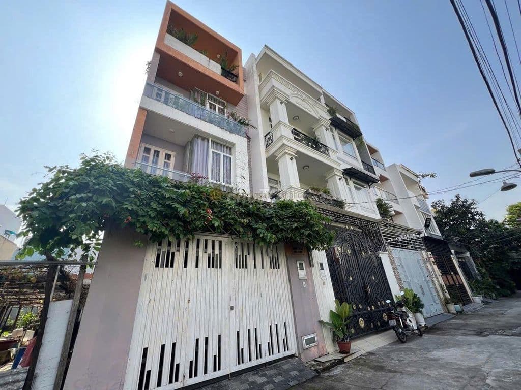 Đất nền giáp Đông Thủ Thiêm - 9,2 tỷ, DT 87,1 m2 (5x17,4), sổ hồng.