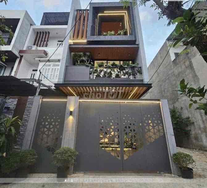 Cần tìm chủ mới nhà gần PMH đường Hoàng Quốc Việt, Q7. Giá 4 Tỷ 460 TL