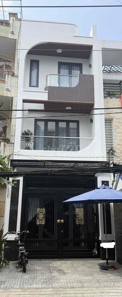CHÍNH CHỦ BÁN NHÀ HẺM RỘNG GẦN CHỢ, TRƯỜNG HỌC ( 5 x 21cm )