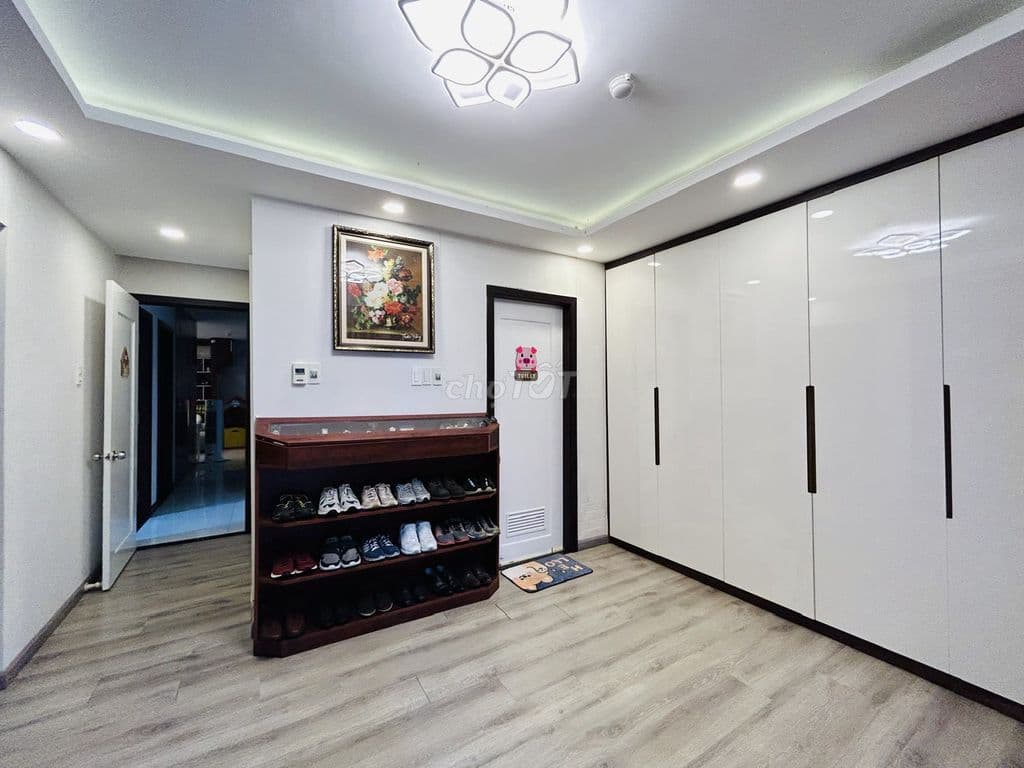 Chính chủ cần bán chung cư giai việt 150m2 3 phòng ngủ full nội thất - Ảnh 3