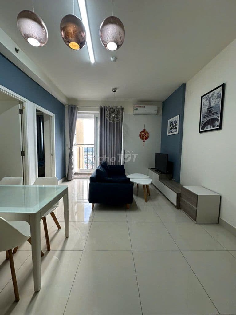 Bán căn 2 phòng view hồ bơi 2.9 tỷ