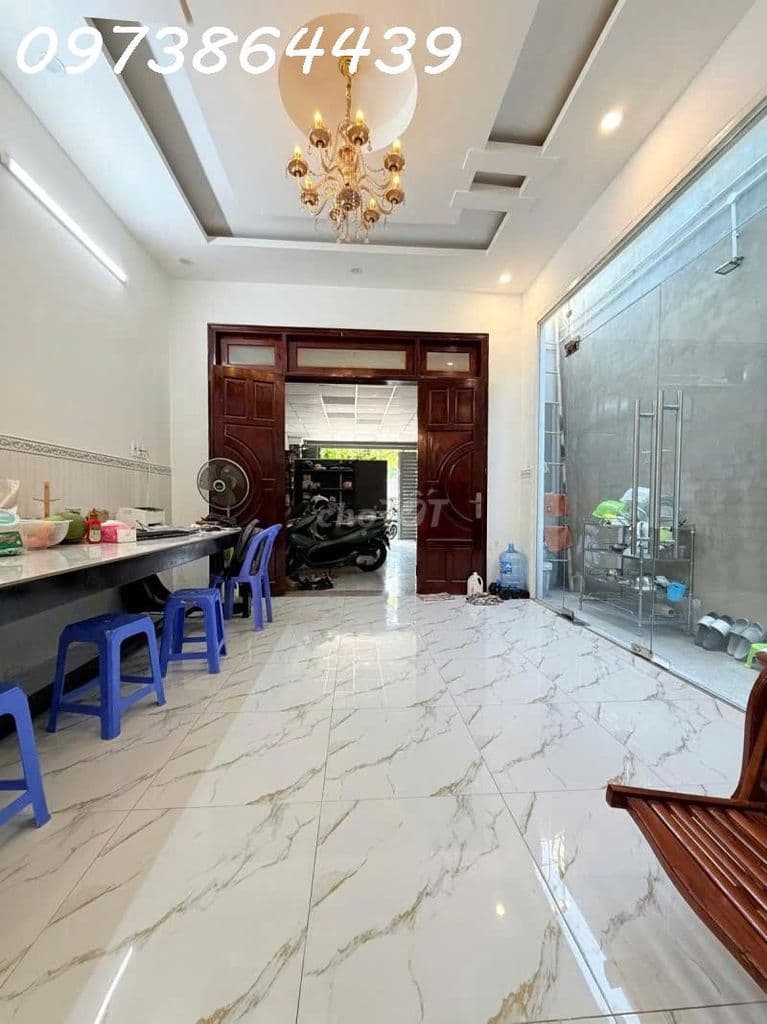 NHÀ MẶT TIỀN PHẠM THỊ GIÂY- 2 TẦNG, 150M2- GIÁP Q 12 - GIÁ CHỈ 8,5 TỶ - Ảnh 2