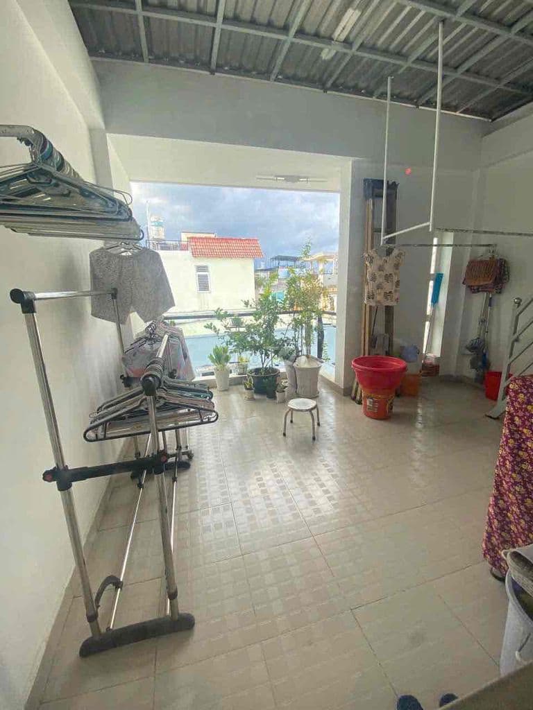 *** 1 căn bề ngang 4.5m mặt tiền khu tên lửa giá chỉ 7.5tỷ có Tl - Ảnh 2