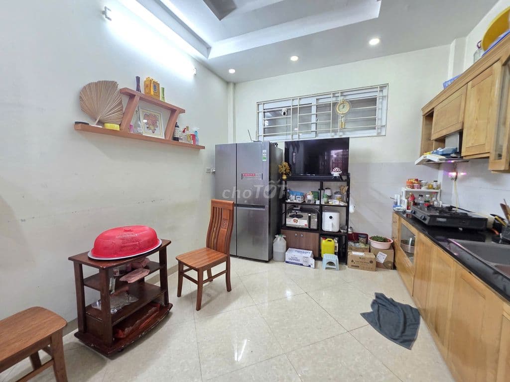 🏡 Bán nhà phố Nguyễn Khánh Toàn 40m2 5 tầng ô tô đỗ cửa giá 12,2 tỷ - Ảnh 3