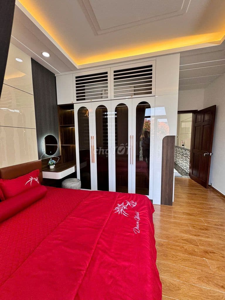 Bán nhà 4X18m đường Hoàng Bật Đạt, P. Tân Sơn, TP.HCM - Ảnh 3