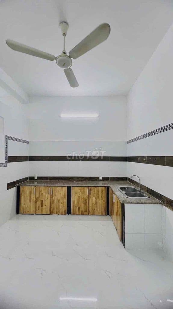 Nhà SHR 3 phòng ngủ hẻm xe hơi ngay bệnh viện Nhà Bè - Ảnh 3