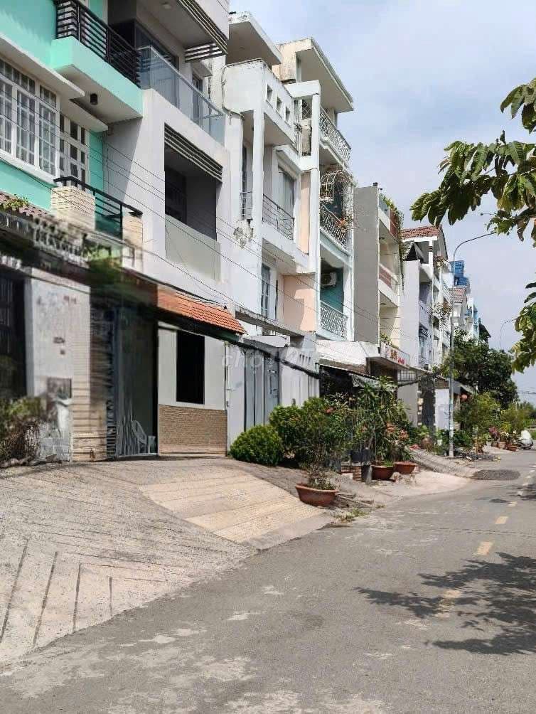 QUẬN 7, NHÀ 60 CHỈ 4,8 TỶ, HUỲNH TẤN PHÁT, NAM LONG