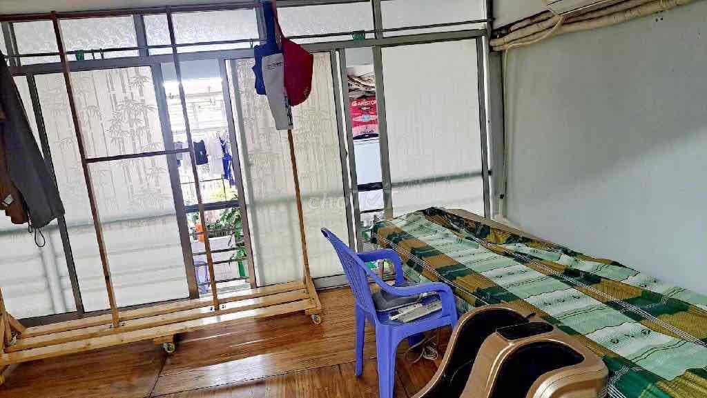 Chung cư lầu 1, Lý Thường Kiệt q10, sổ:105m2, thêm gác 50m2, 4pn, 2wc - Ảnh 3