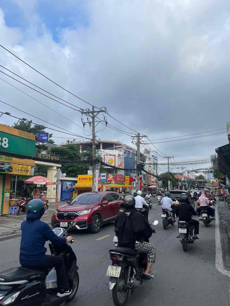 100M KHU VIP VỊ TRÍ ĐẮC ĐỊA KINH DOANH SẦM UẤT GIÁ 12,4 tỷ tl - Ảnh 3