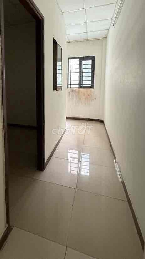 Nhà ít có bán 32m2, 3 pn , Nguyễn Duy Trinh Q2