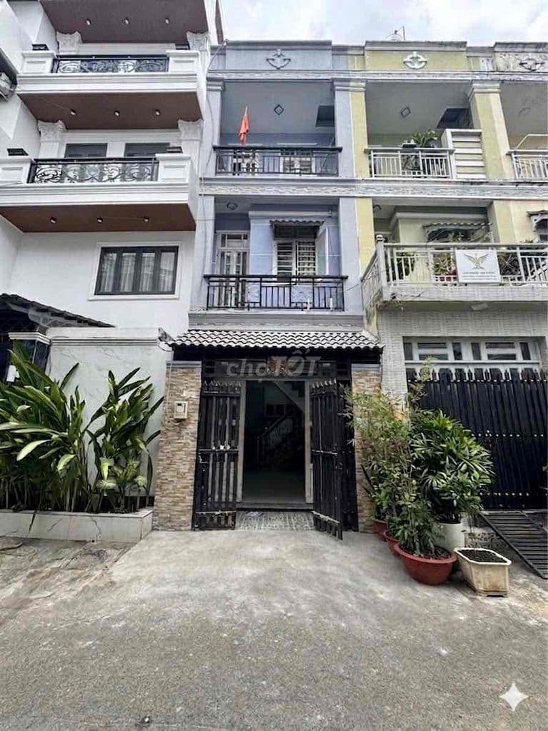 Bán nhà đg Lê Văn Lương gần bv Nhà Bè hẻm thông 6m
