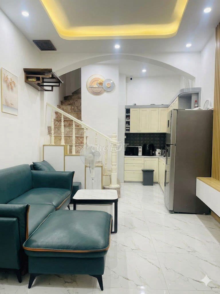 5.78 TỶ – 22M2 – 5 TẦNG – 3 NGỦ – NGÕ NÔNG THOÁNG – MINH KHAI