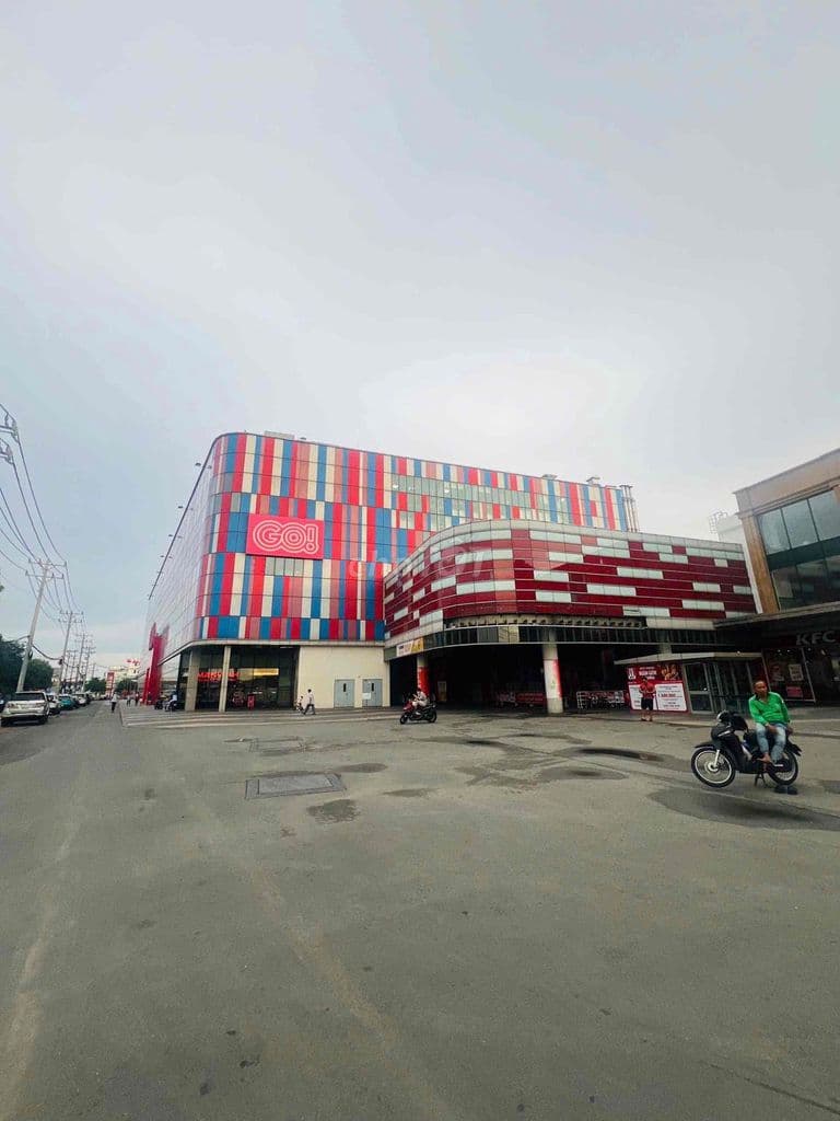 BÁN ĐẤT TẶNG NHÀ - TRƯỜNG CHINH