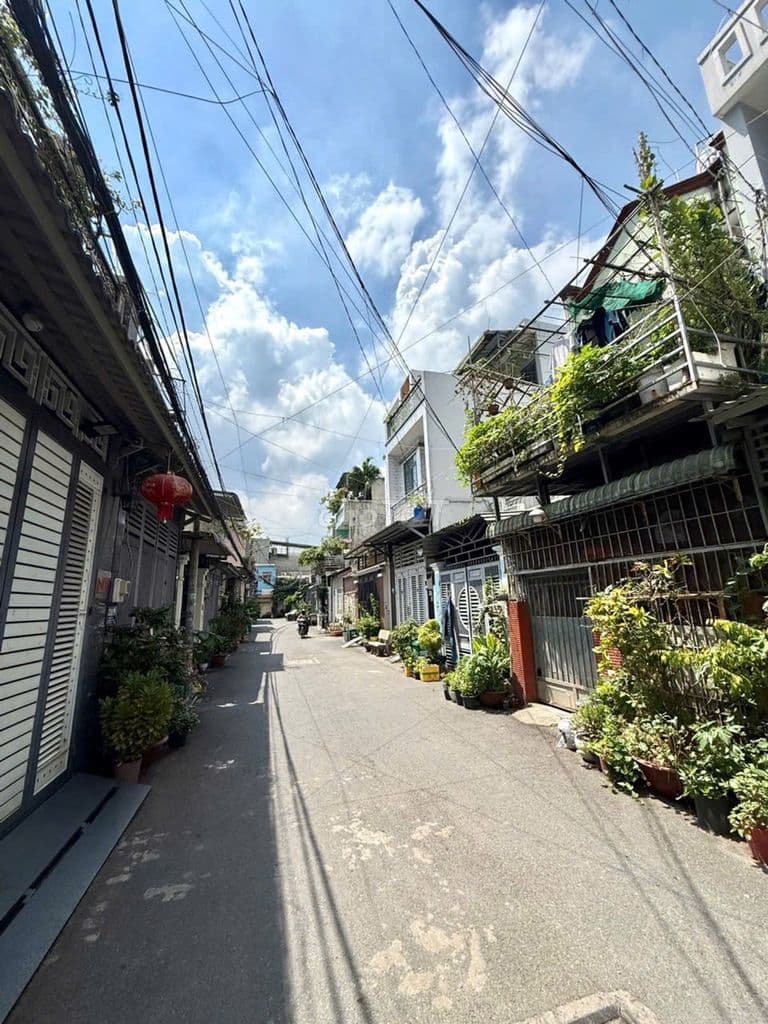 BÁN NHÀ SÁT HIỆP THÀNH CITY QUẬN 12 - 4PN - Ô TÔ TRÁNH - 64m² - 4 TỶ X - Ảnh 3