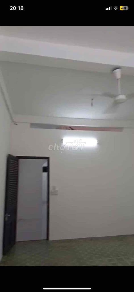 Nhà hxh 4m phạm văn hai(4,5x19m 2 lầu đúc) - Ảnh 2