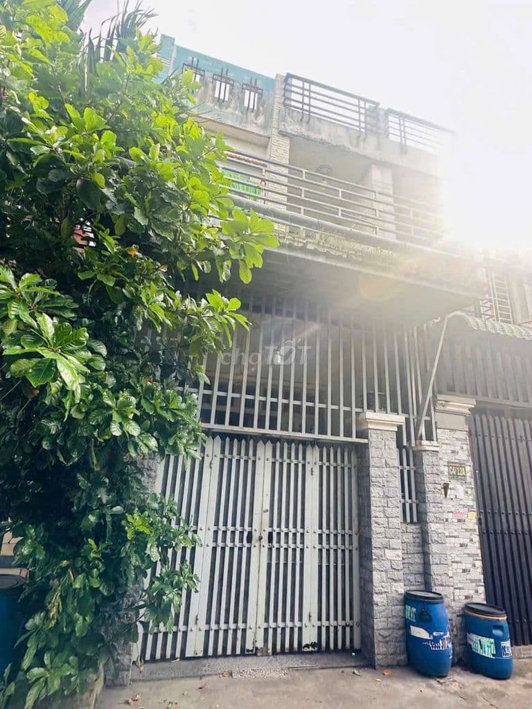 BÁN NHÀ NGAY CHỢ NỮ DÂN CÔNG VÀO 100M 4*12M LẦU SUỐT 2PN 2W ĐƯỜNG 5M