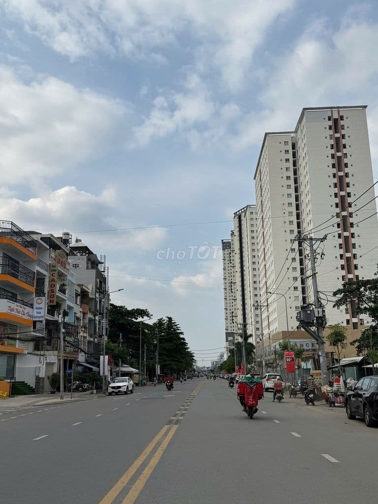 BÁN ĐẤT mặt tiền 4m x 20m, tiện xây mới, đường Cao Lỗ, Quận 8