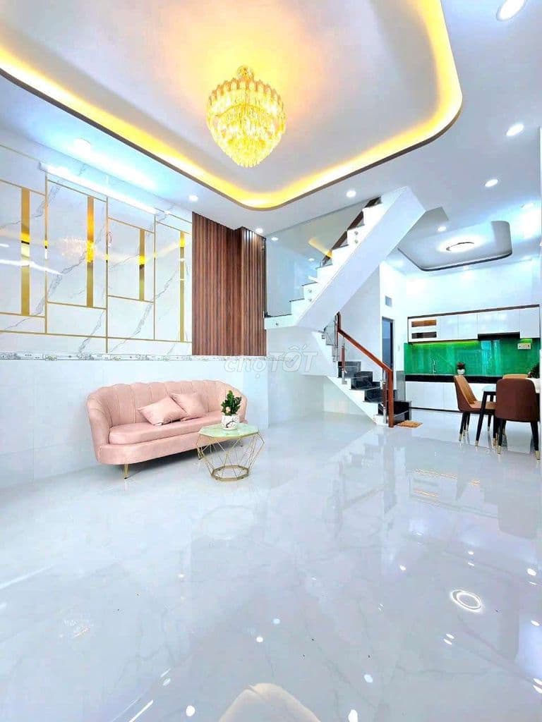 Nhà sổ riêng 4x10m 2 tầng kế bên quận 7 giá 3.8 tỷ - Ảnh 3